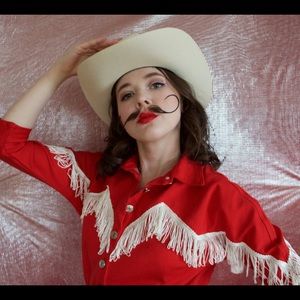 Meet Your Posher- Claire!